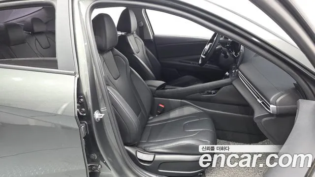 Hyundai Elantra 2021 thumb 11