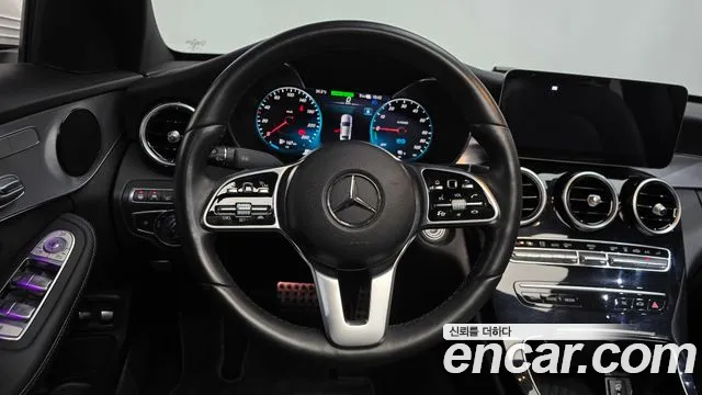 Mercedes-Benz C-Class 2020 thumb 9