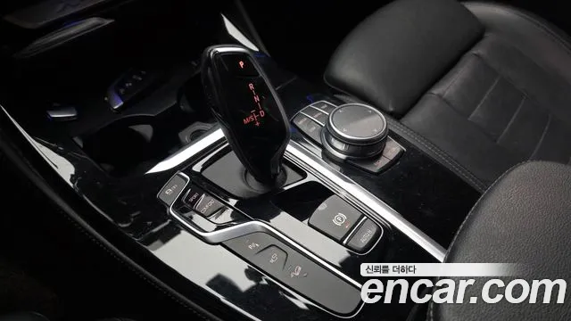 BMW X4 2020 thumb 12