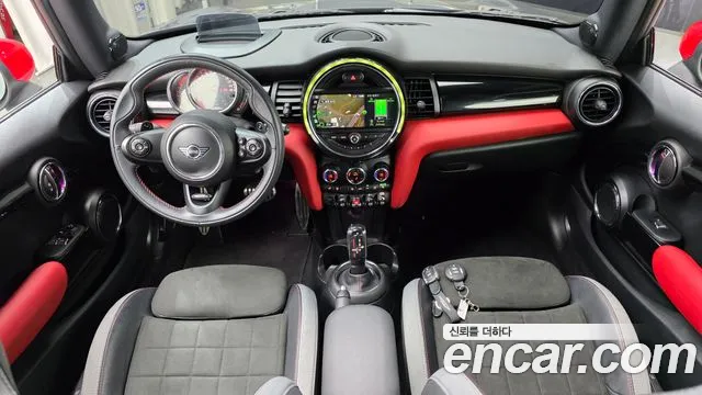 Mini Cooper S 2020 thumb 2