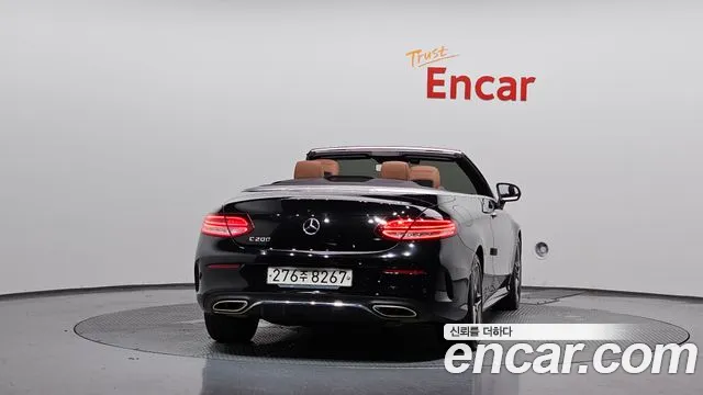 Mercedes-Benz C-Class 2020 thumb 2