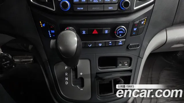 Hyundai Staria 2017 thumb 9