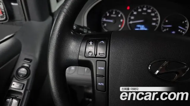Hyundai Staria 2017 thumb 11