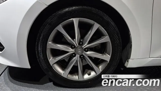 Hyundai Grandeur 2016 thumb 6