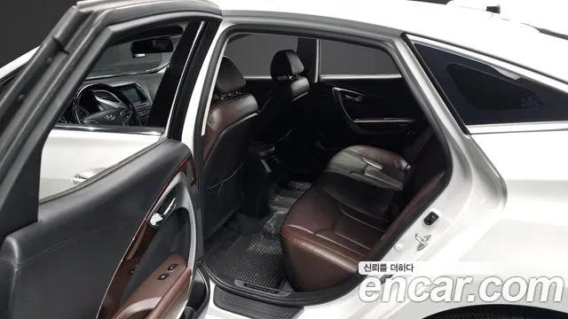 Hyundai Grandeur 2016 thumb 2
