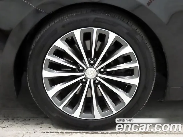 Hyundai Grandeur 2013 thumb 12