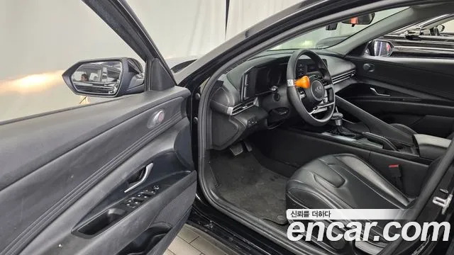 Hyundai Elantra 2021 thumb 12