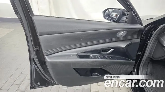Hyundai Elantra 2021 thumb 10