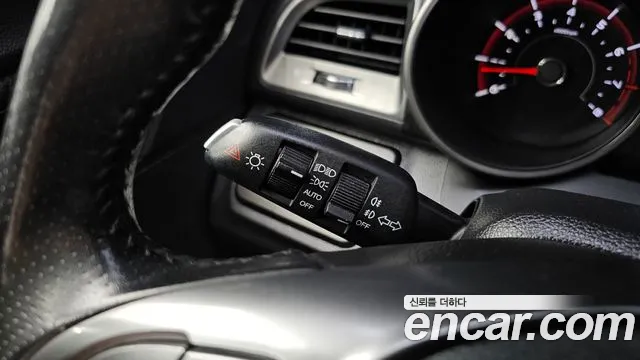 KGM TIBOLI 2017 thumb 10
