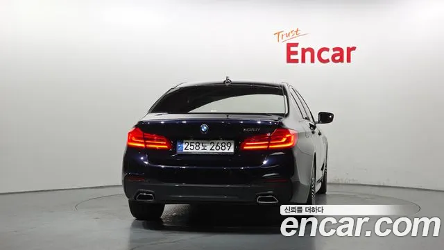BMW 5 серии 2020 thumb 6