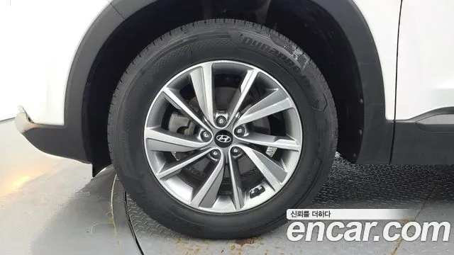 Hyundai Santa Fe 2018 thumb 12