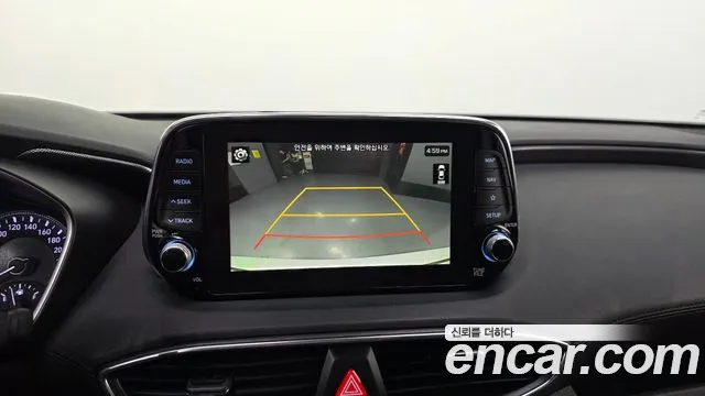 Hyundai Santa Fe 2018 thumb 2