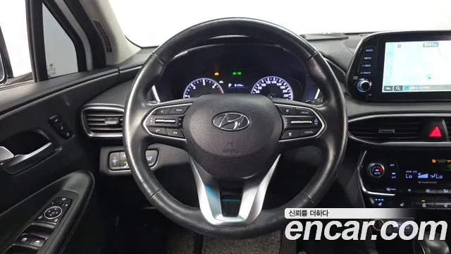 Hyundai Santa Fe 2019 thumb 3