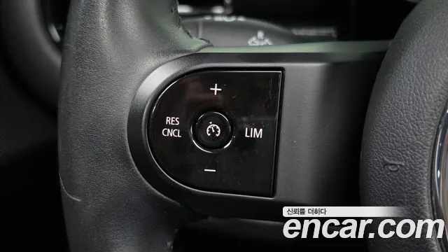Mini Cooper Clubman 2021 thumb 7
