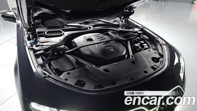BMW 7 серии 2023 thumb 8