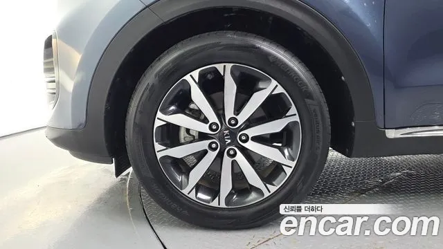 Kia Sportage 2016 thumb 6