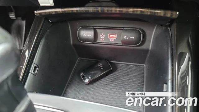 Kia Sorento 2017 thumb 9