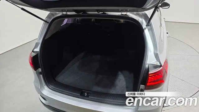 Kia Sorento 2017 thumb 4
