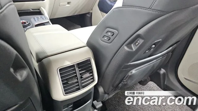 Kia Sportage 2025 thumb 2