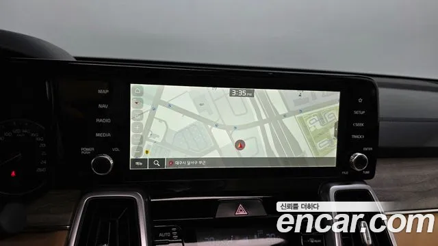 Kia Sorento 2021 thumb 5