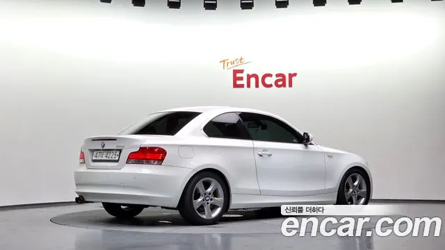 BMW 1 серии 2010 thumb 9