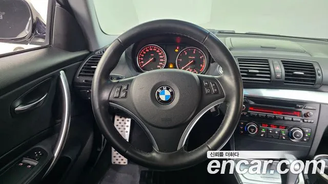 BMW 1 серии 2010 thumb 10