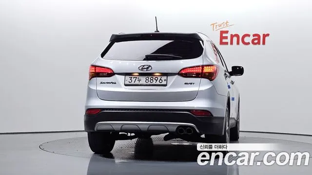 Hyundai Санта Фе 2013 thumb 7