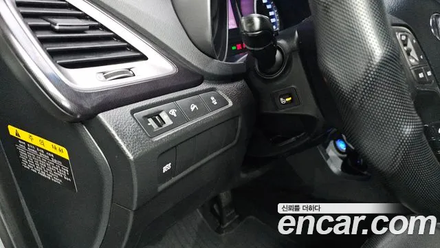 Hyundai Санта Фе 2013 thumb 6