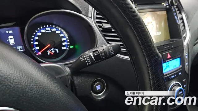 Hyundai Санта Фе 2013 thumb 4