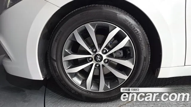 Hyundai Grandeur 2011 thumb 5