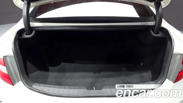 Hyundai Grandeur 2011 thumb 10