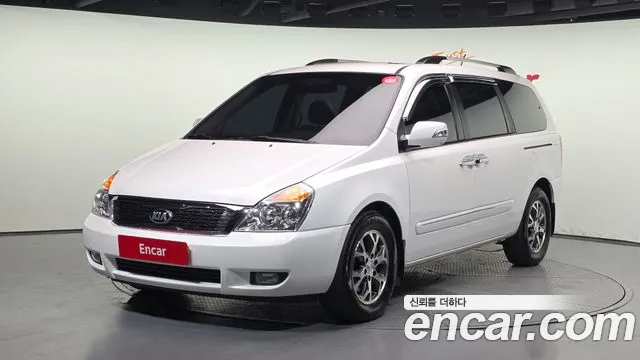 Kia Canival 2013 thumb 2