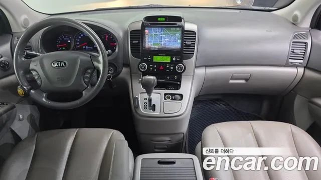 Kia Canival 2013 thumb 4