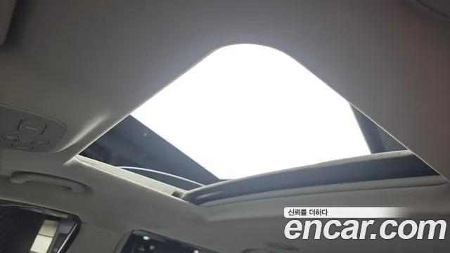 Kia Canival 2013 thumb 10