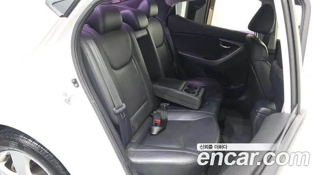 Hyundai Avante 2011 thumb 7
