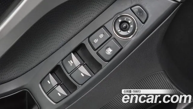 Hyundai Avante 2011 thumb 12