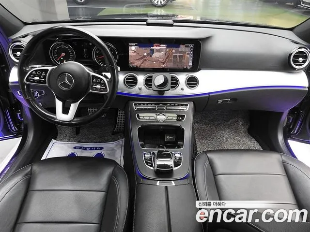 Mercedes-Benz E-Class 2019 thumb 7