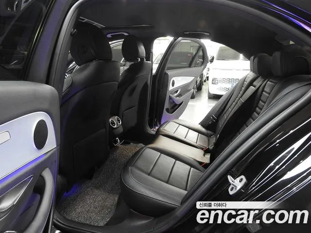 Mercedes-Benz E-Class 2019 thumb 5