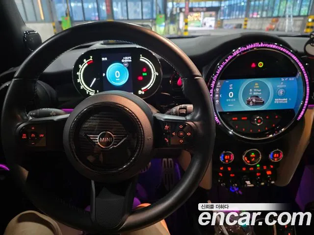Mini Cooper Convertible 2022 thumb 2
