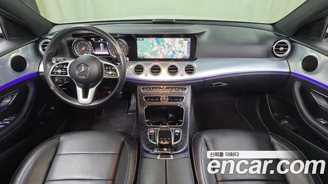 Mercedes-Benz E-Class 2020 thumb 5