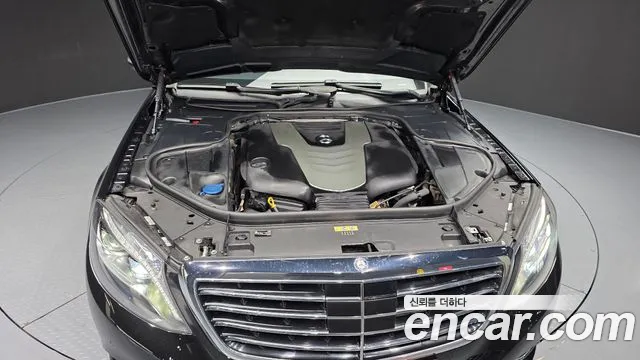 Mercedes-Benz S-Class 2015 thumb 7