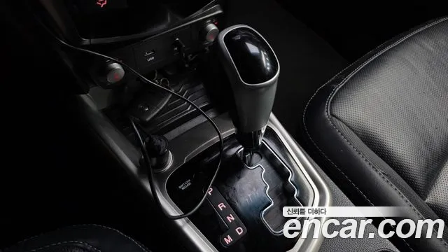 KGM Tivoli 2016 thumb 4