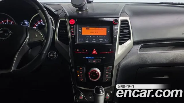 KGM Tivoli 2016 thumb 7
