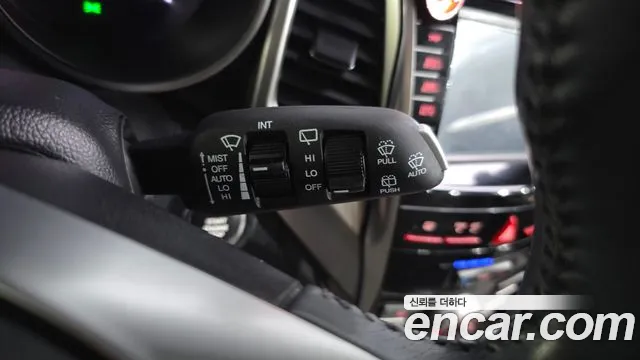 KGM Tivoli 2016 thumb 2
