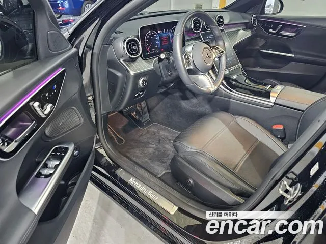 Mercedes-Benz C-Class 2024 thumb 8