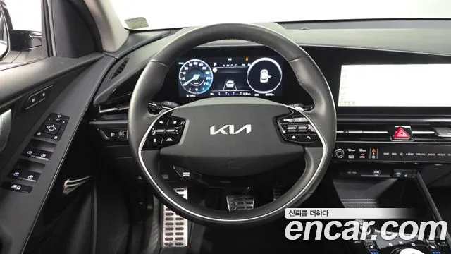 Kia Niro 2024 thumb 2