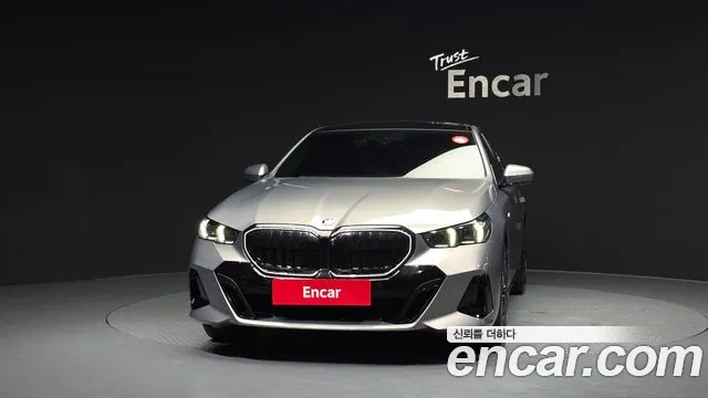 BMW 5 серии 2025 thumb 10