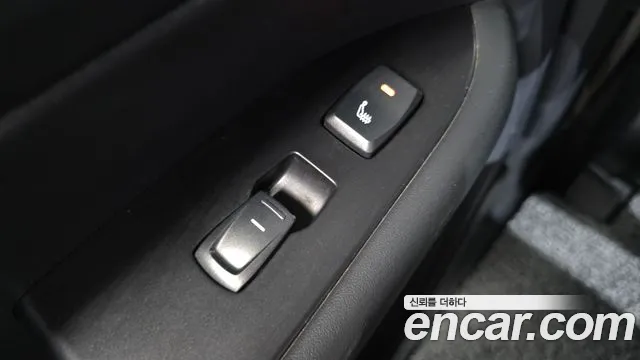 KGM Rexton 2020 thumb 2