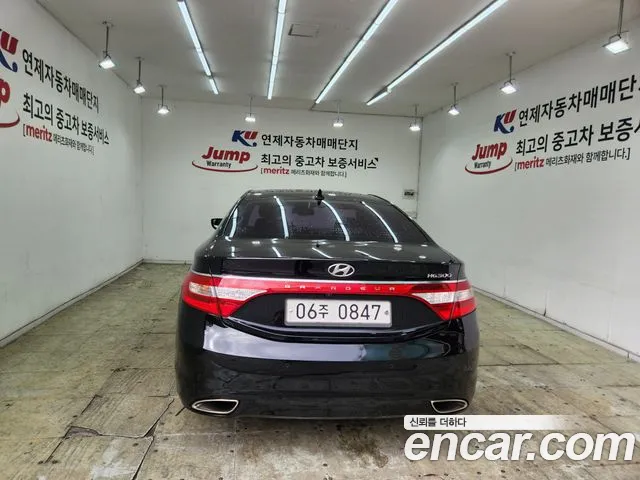 Hyundai Grandeur 2011 thumb 2