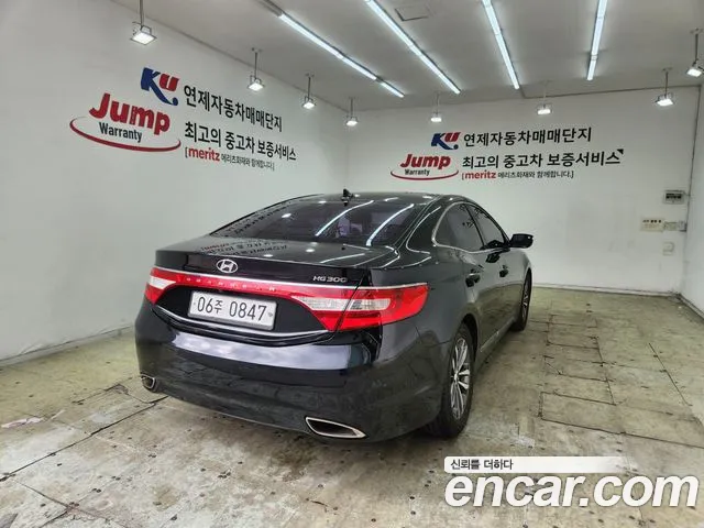 Hyundai Grandeur 2011 thumb 3